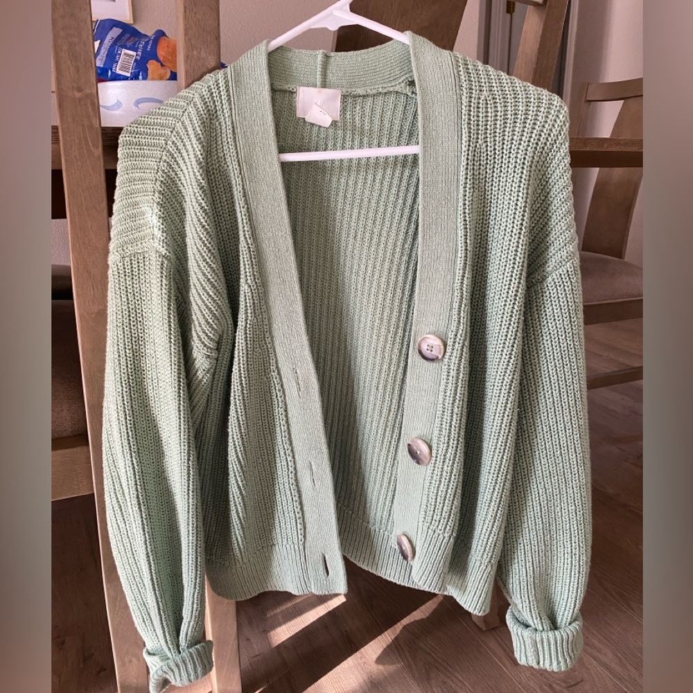 Women’s cardigan
